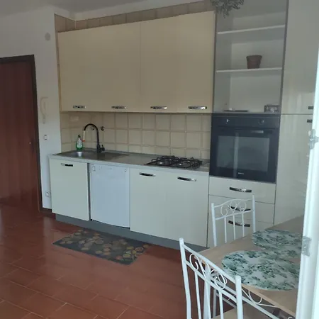 Pine View Apartment